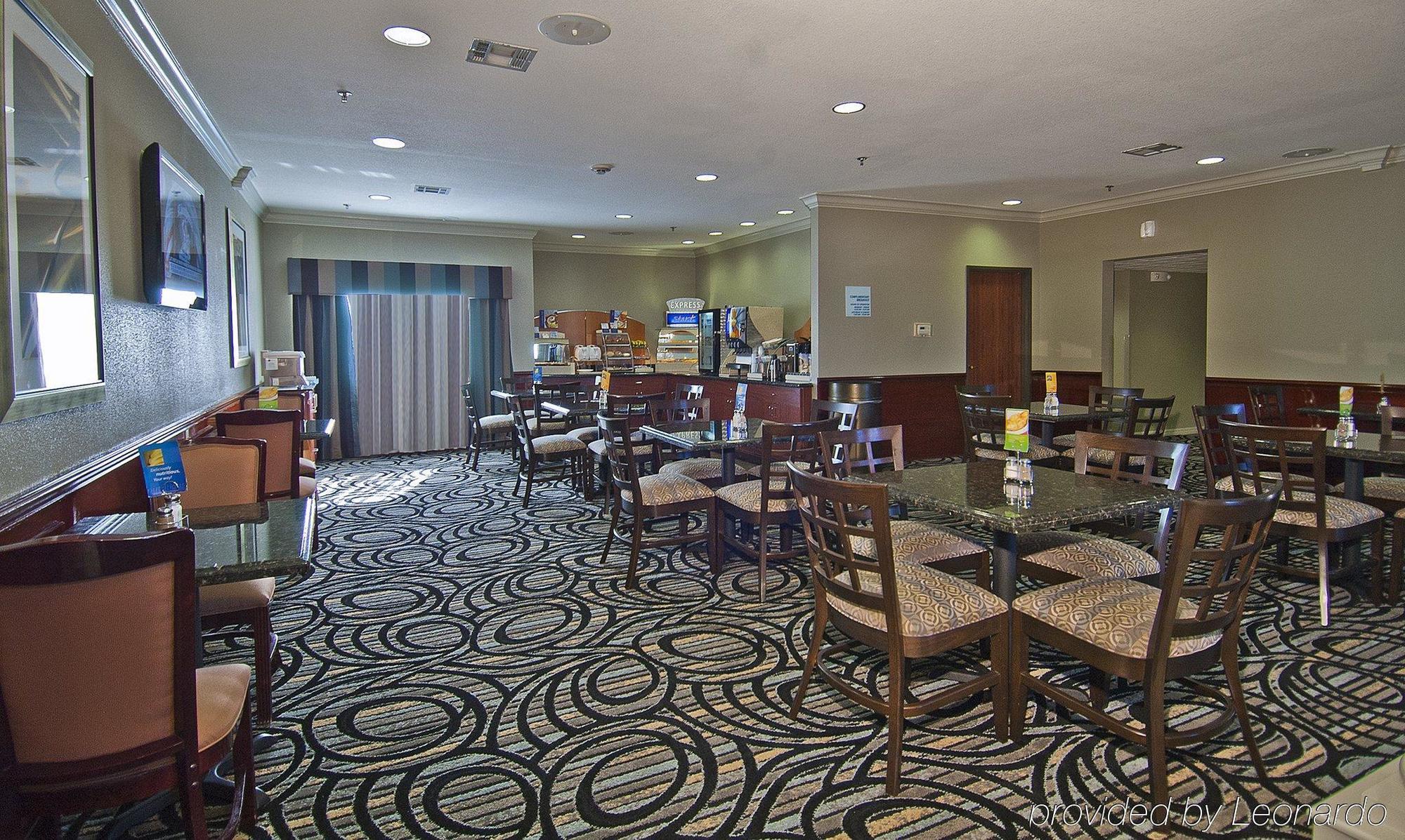 Holiday Inn Express Hotel And Suites Lake Charles, An Ihg Hotel Restaurante foto